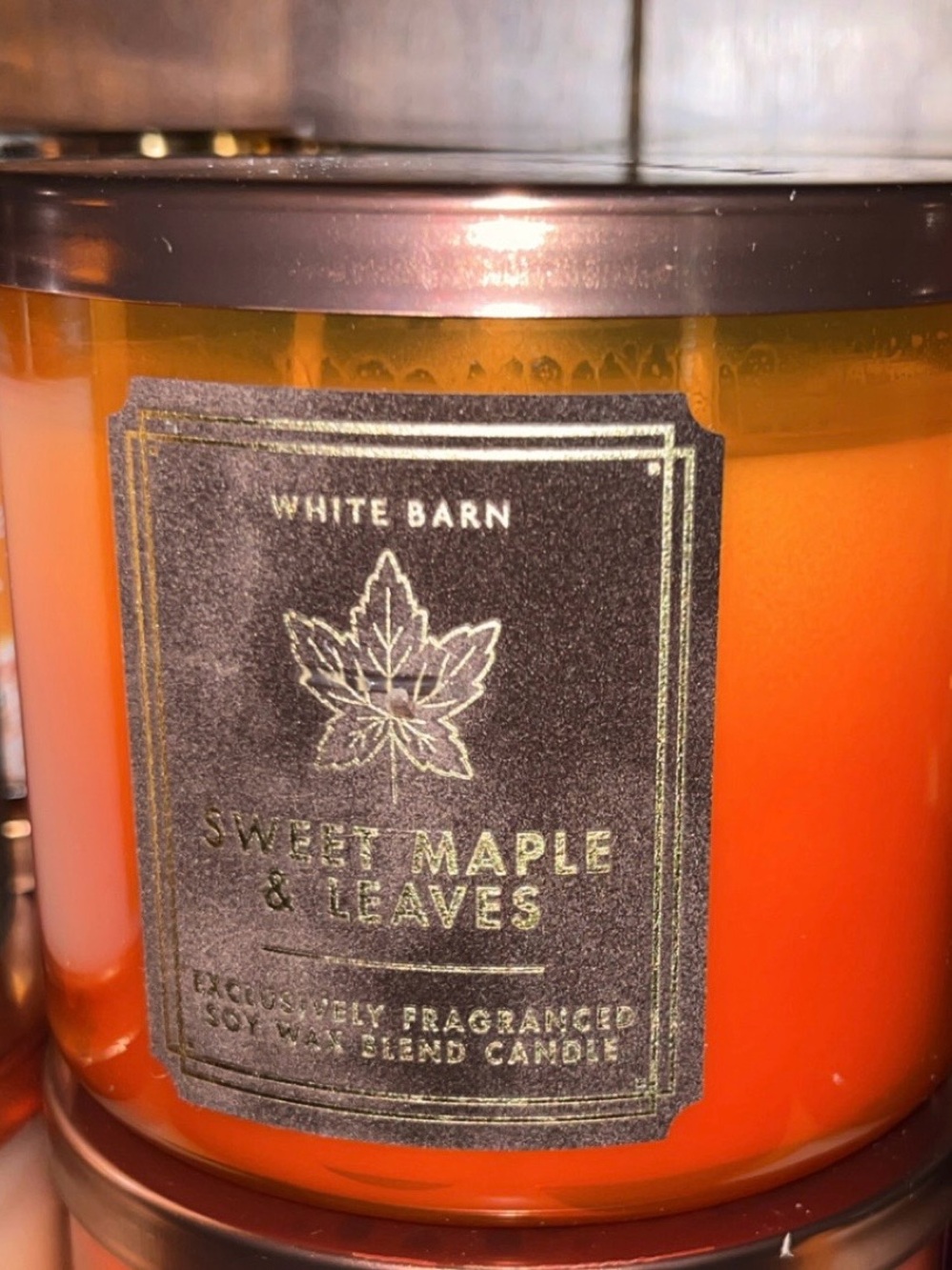 Bath & Body Works sweet maple and leaves Candle